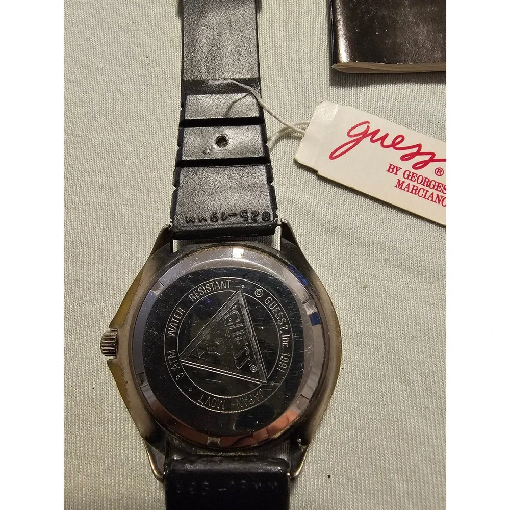 Guess Watch Black Rubber Diver Style Vintage 1991 Georges Marciano
